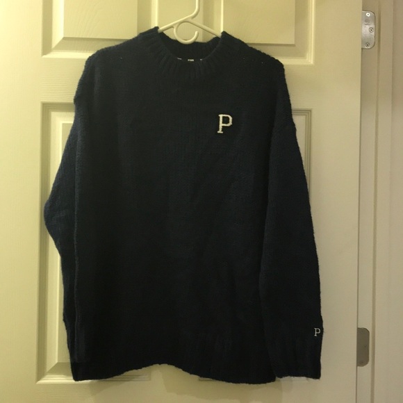 💖 Victoria Secret PINK boyfriend Sweater - Picture 3 of 8